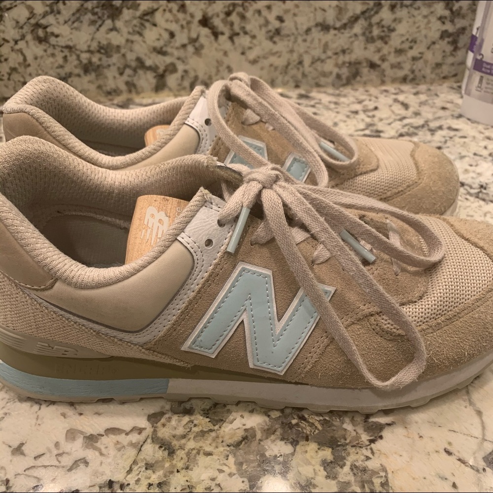 BLUE & TAN NEW BALANCE 574